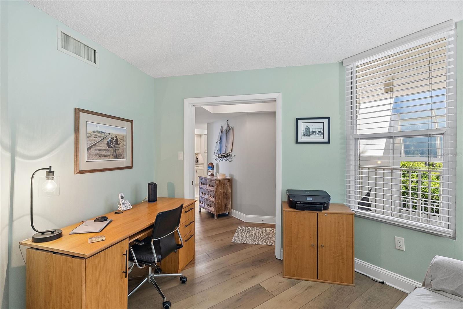 Image 21 of 36 For 5155 Isla Key Boulevard S 401