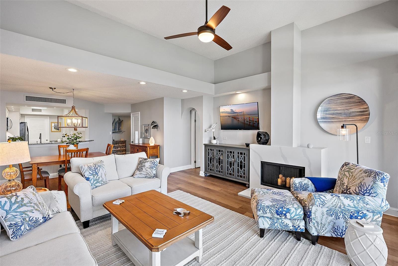 Image 6 of 36 For 5155 Isla Key Boulevard S 401