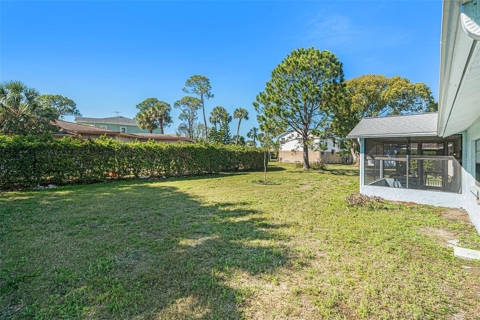 Image 30 of 32 For 4662 Dewey Drive