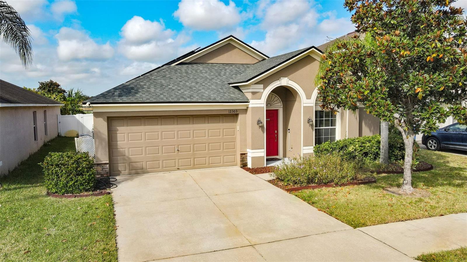 Image 37 of 43 For 12303 Holmwood Greens Place