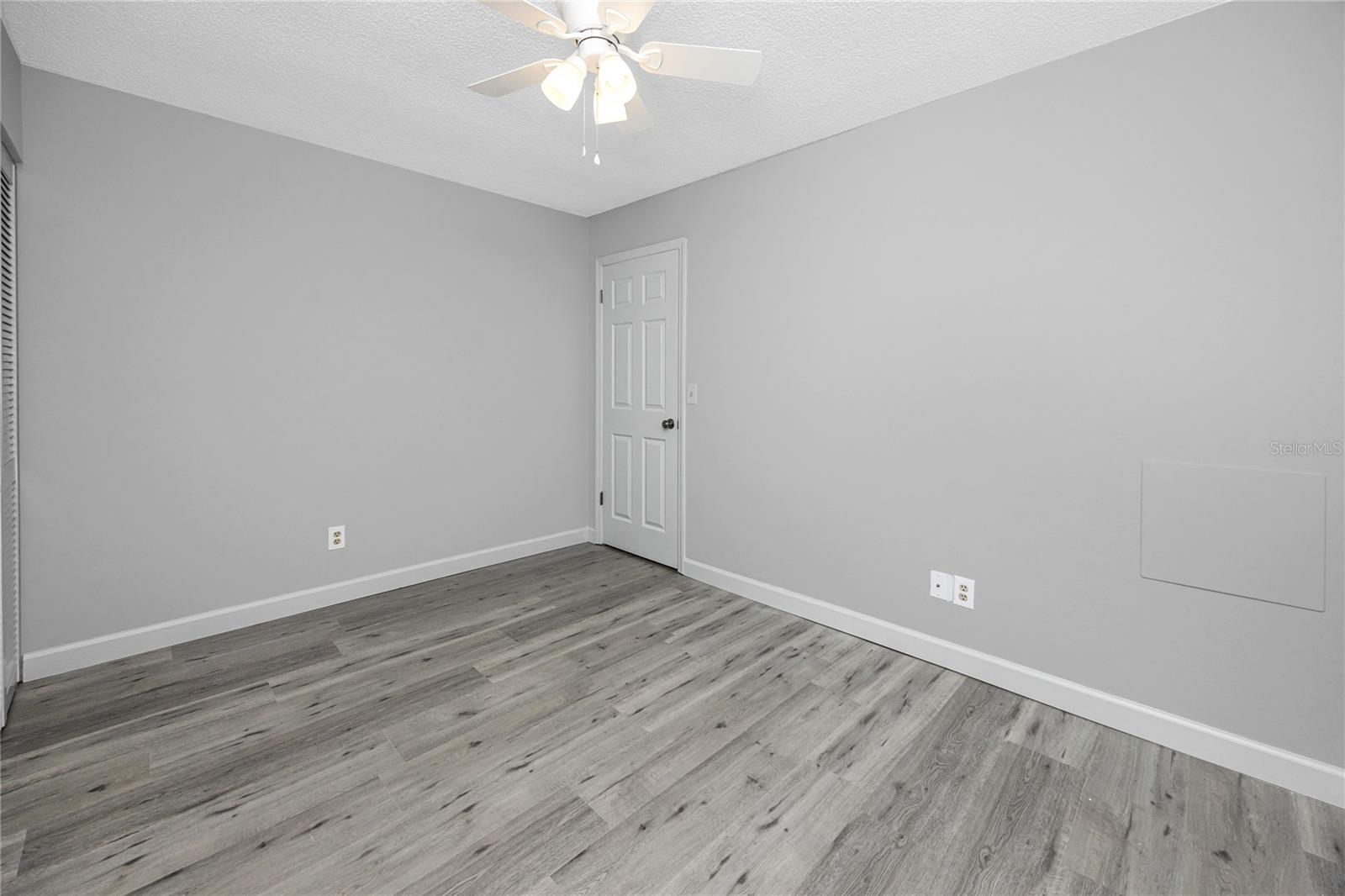 Image 14 of 29 For 327 Phlox Drive