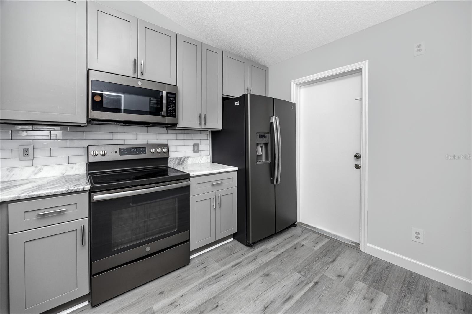 Image 19 of 29 For 327 Phlox Drive