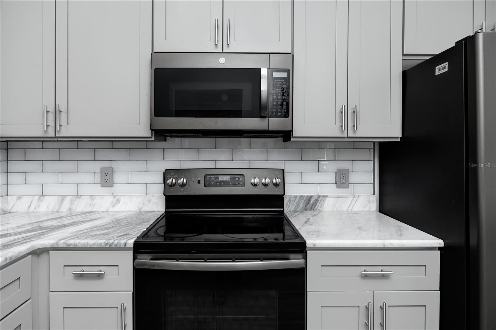 Image 21 of 29 For 327 Phlox Drive