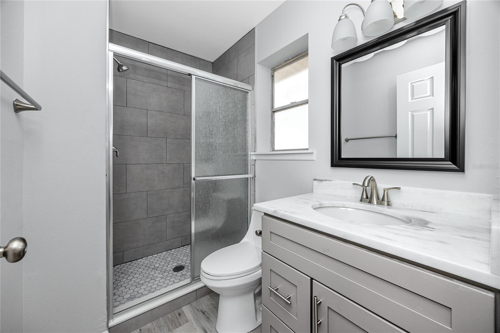 Image 7 of 29 For 327 Phlox Drive