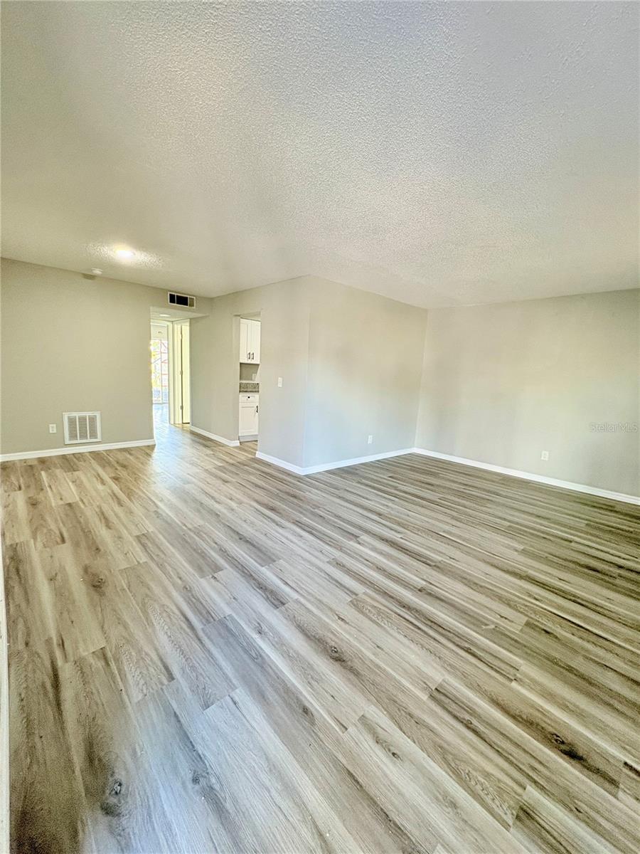 Image 2 of 10 For 9005 Tudor Drive H105