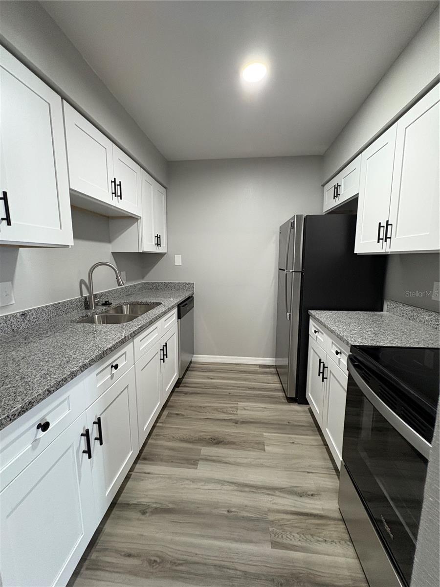 Image 4 of 10 For 9005 Tudor Drive H105