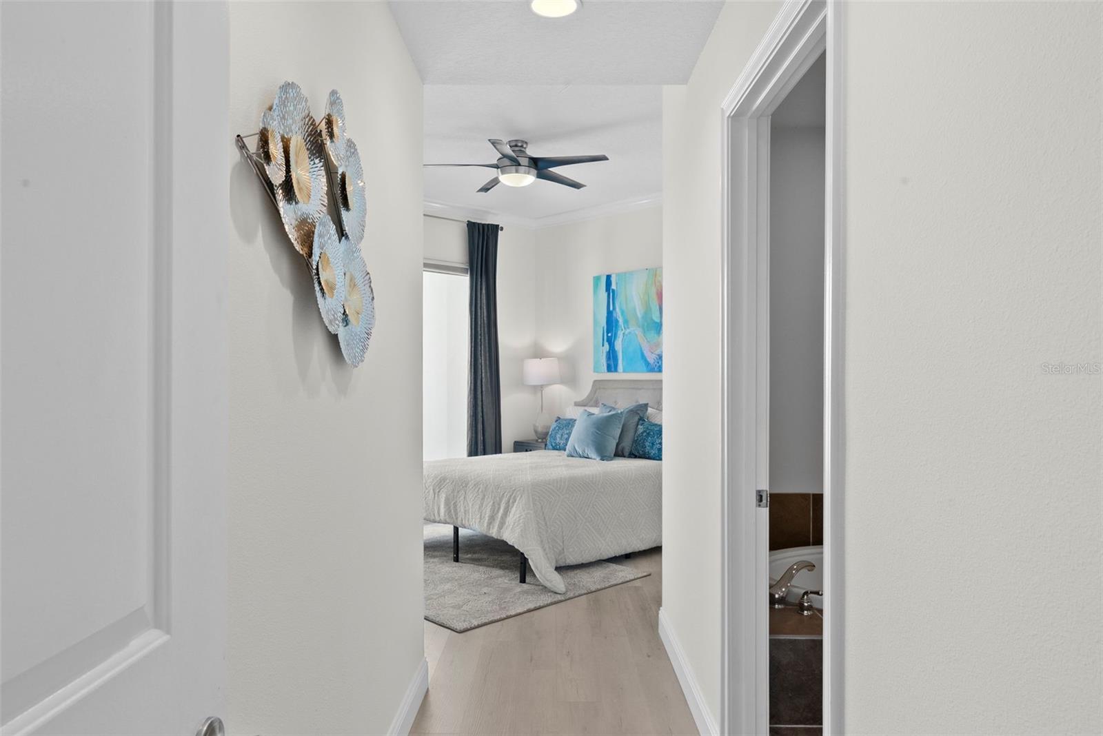 Image 26 of 52 For 449 12th Street 1101