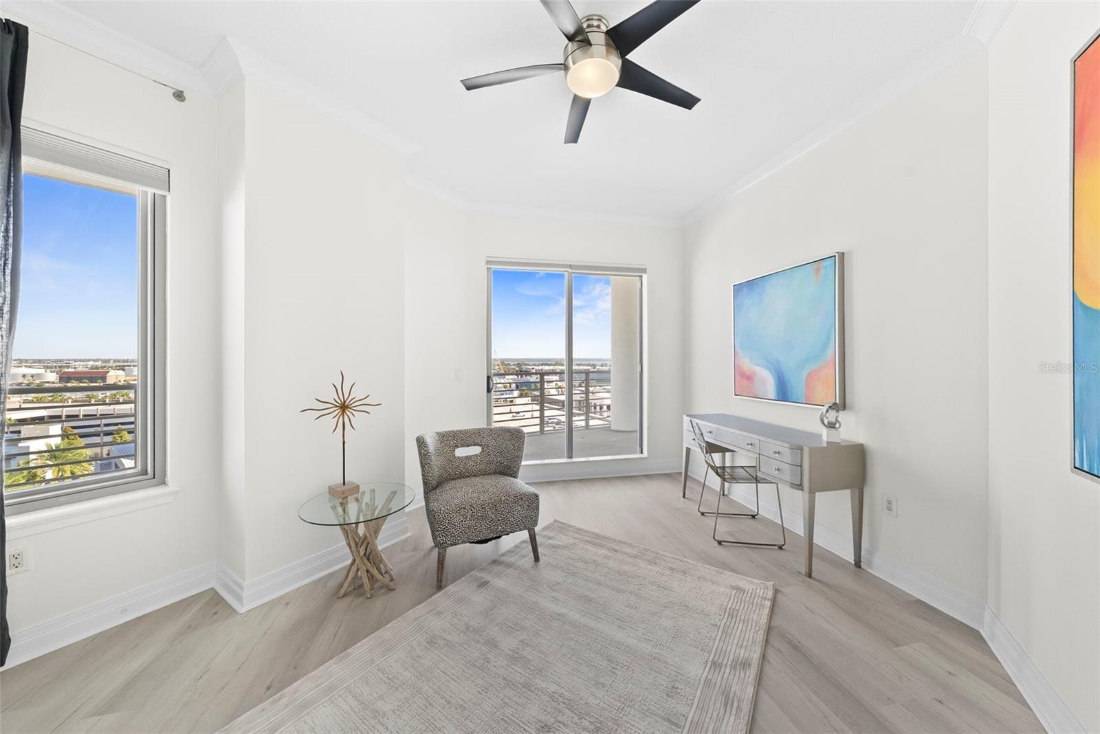 Image 34 of 52 For 449 12th Street 1101