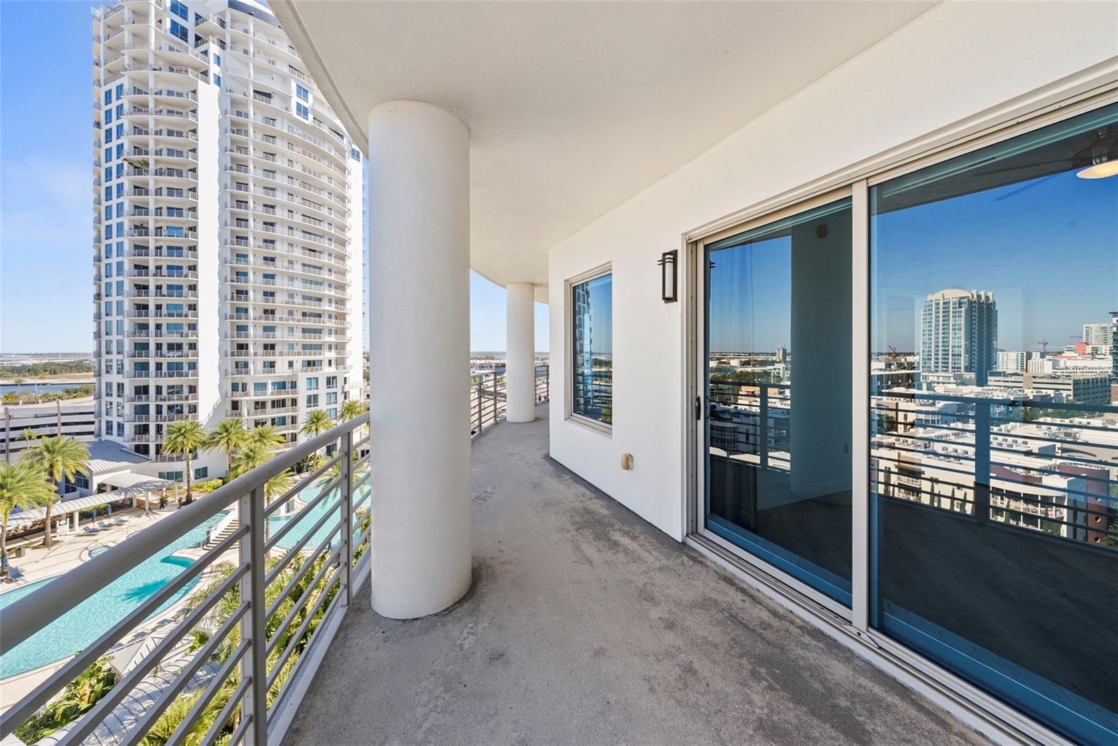 Image 43 of 52 For 449 12th Street 1101