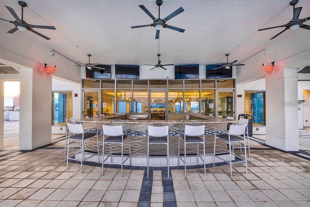 Image 7 of 14 For 449 12th Street 1101