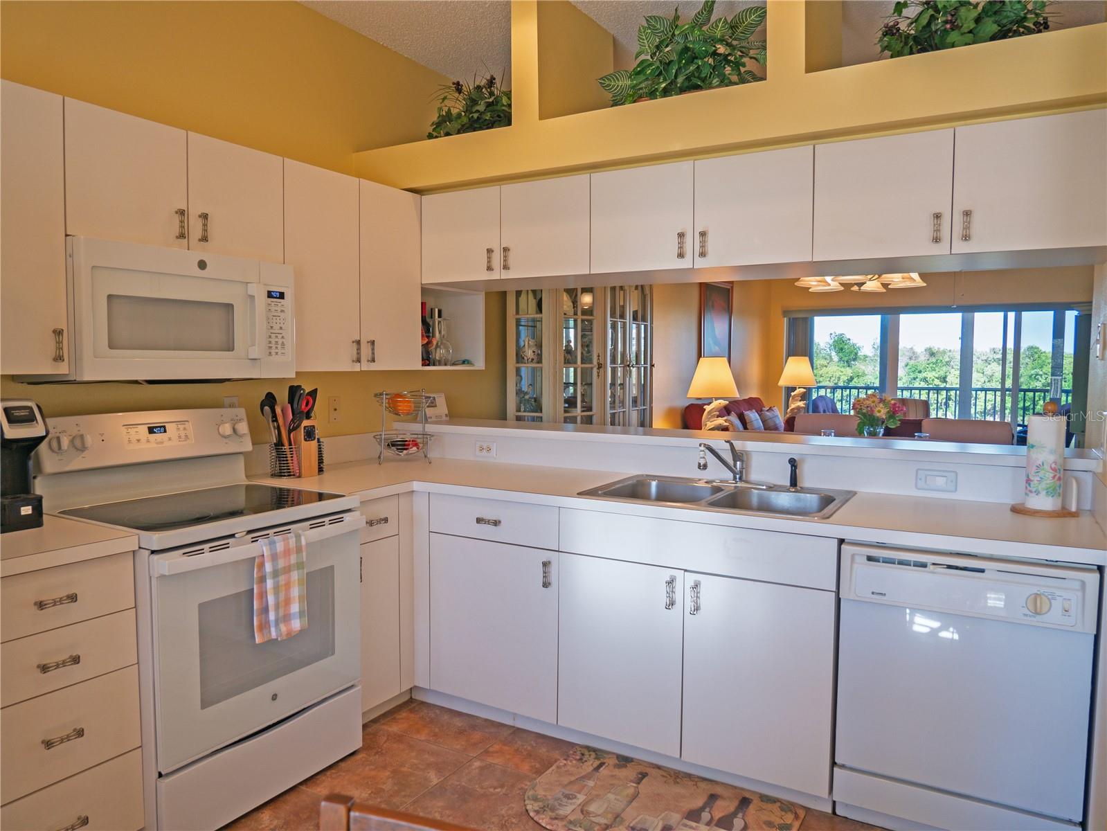 Image 8 of 43 For 6401 99th Way N 15c