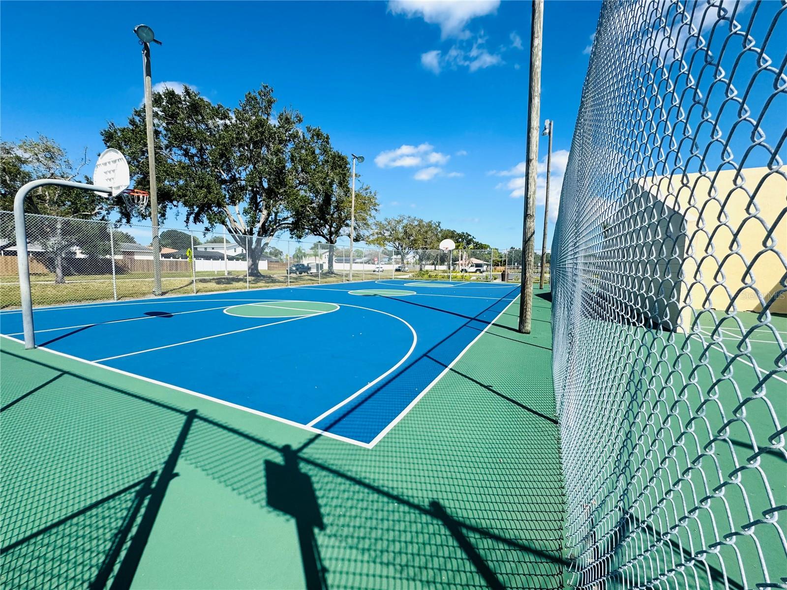 Image 31 of 36 For 6661 121st Avenue B