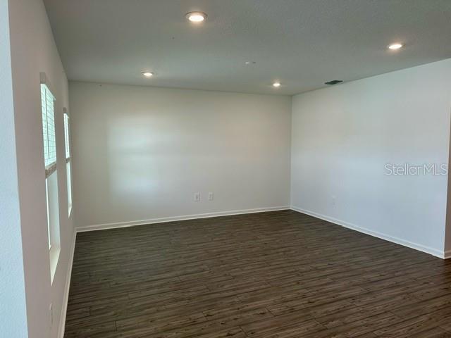 Image 7 of 28 For 4734 83rd Loop