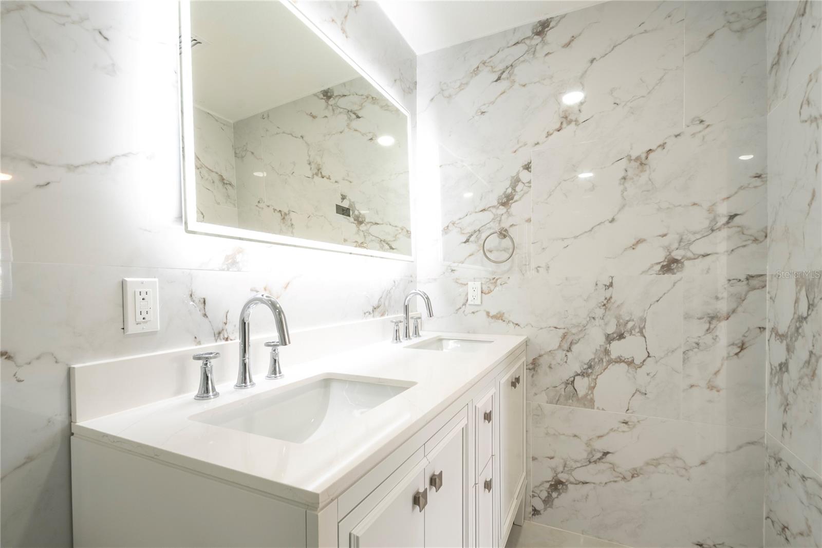 Image 14 of 24 For 1806 Forest Drive