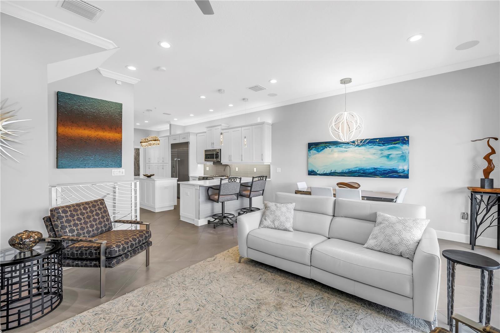 Image 12 of 66 For 6024 Moorings Drive S