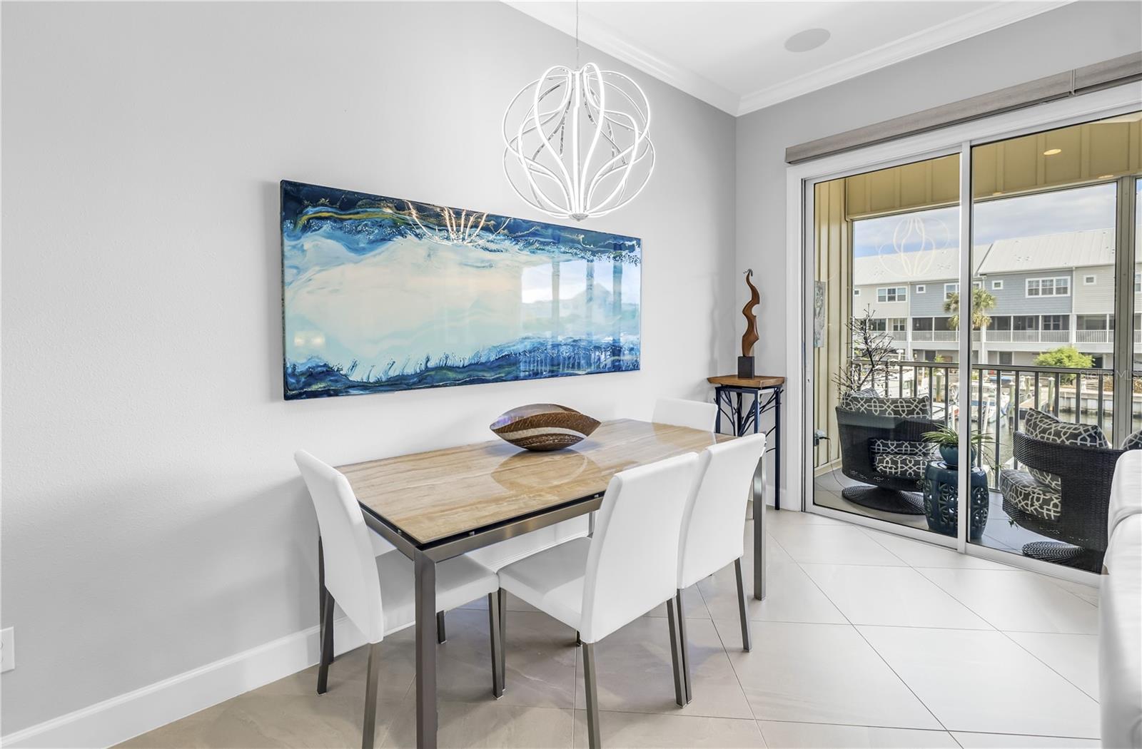 Image 17 of 66 For 6024 Moorings Drive S