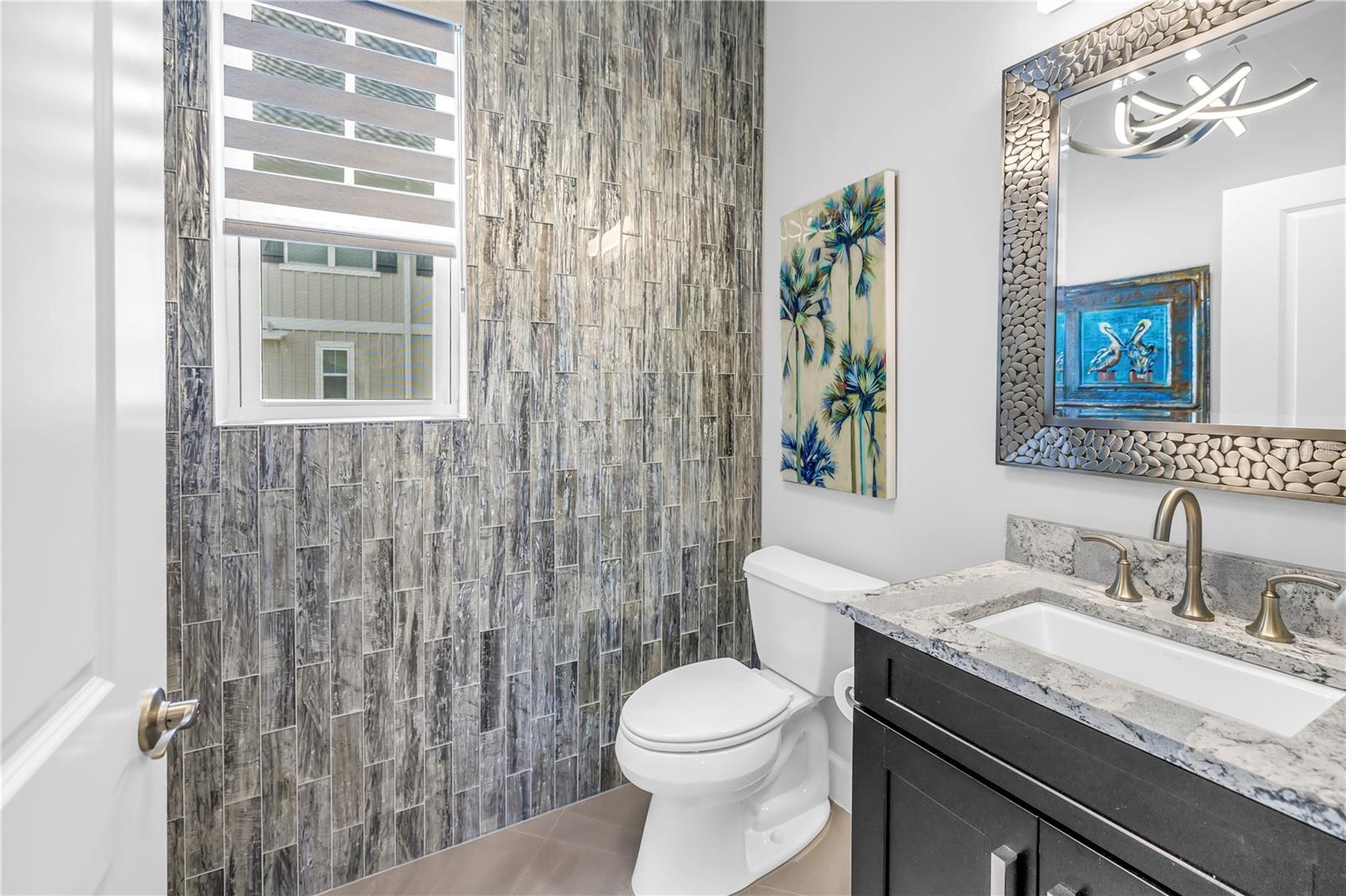 Image 27 of 66 For 6024 Moorings Drive S