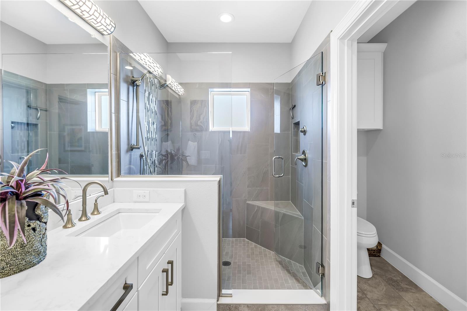 Image 38 of 66 For 6024 Moorings Drive S