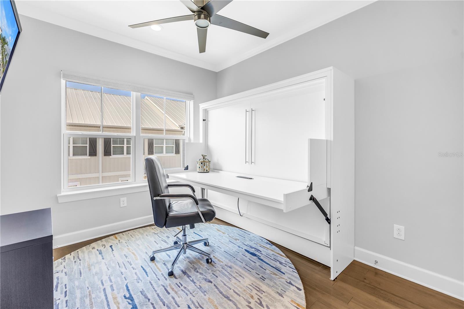 Image 41 of 66 For 6024 Moorings Drive S