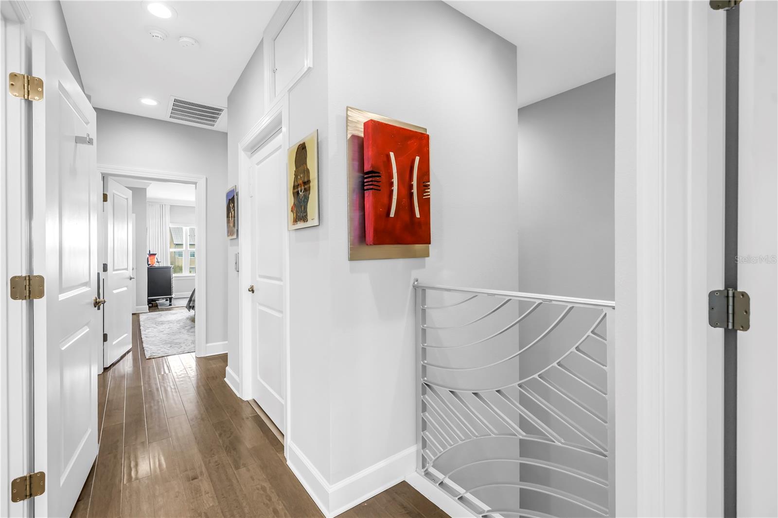 Image 44 of 66 For 6024 Moorings Drive S