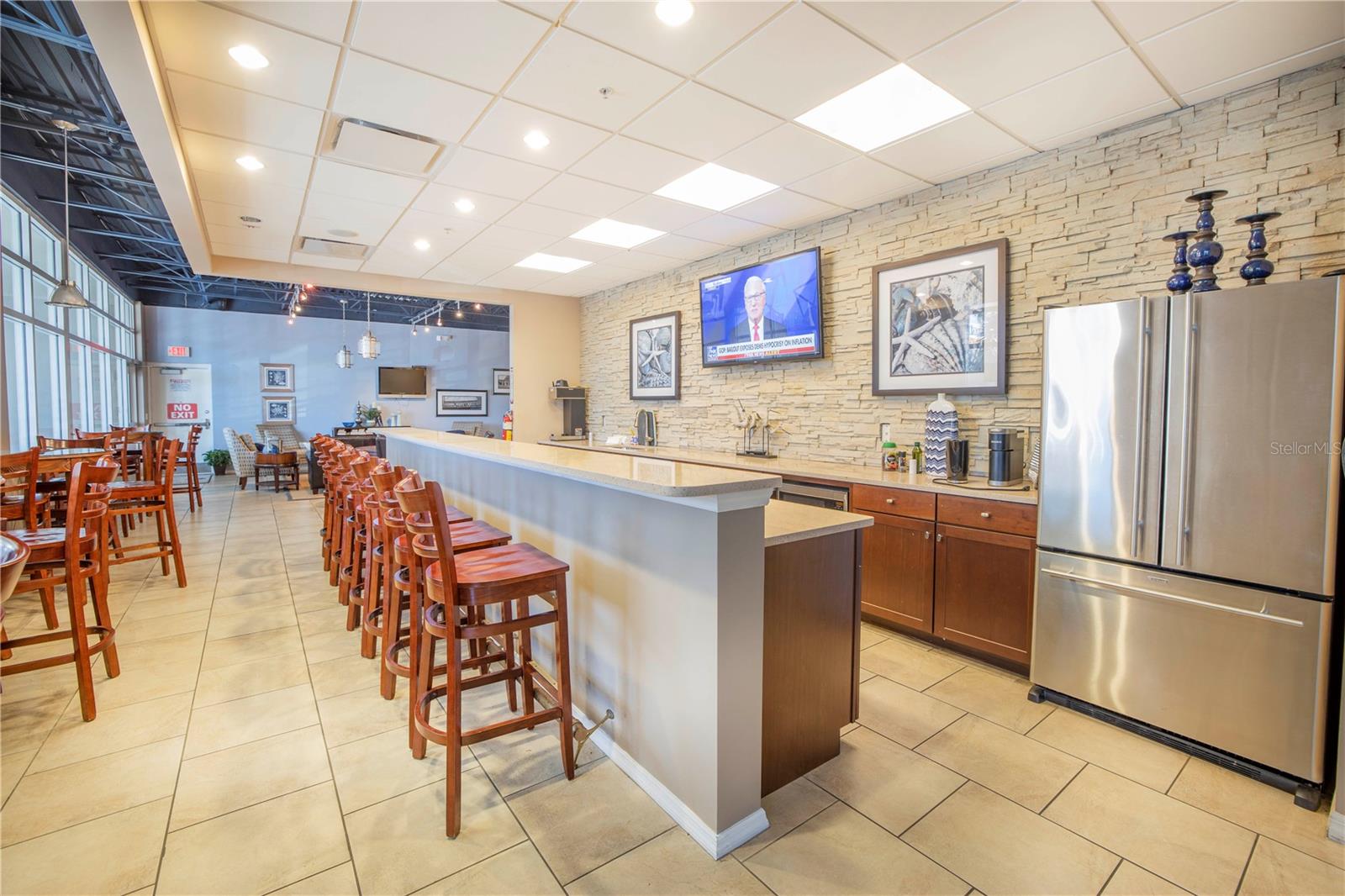 Image 62 of 66 For 6024 Moorings Drive S