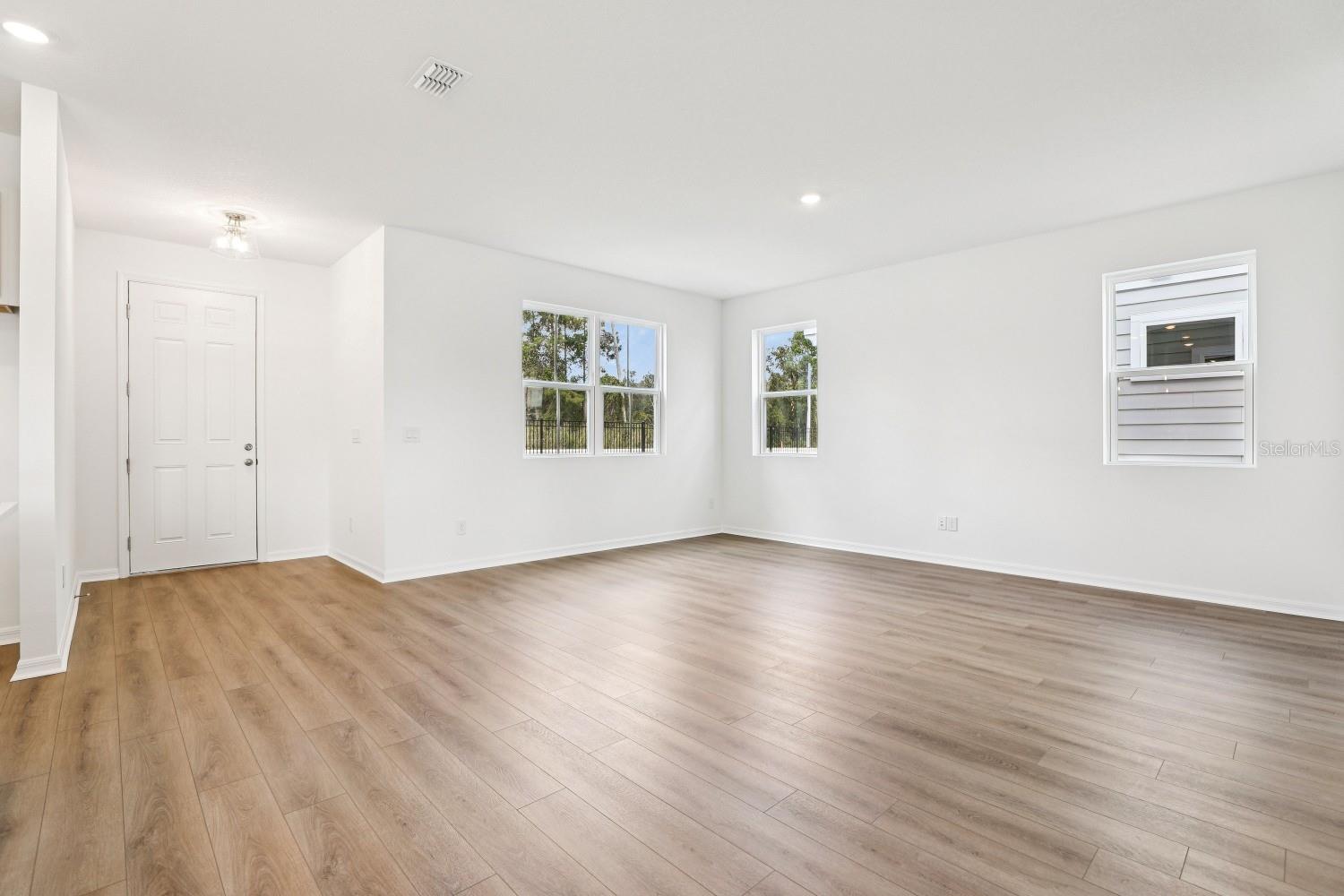 Image 5 of 40 For 2485 Zuni Road