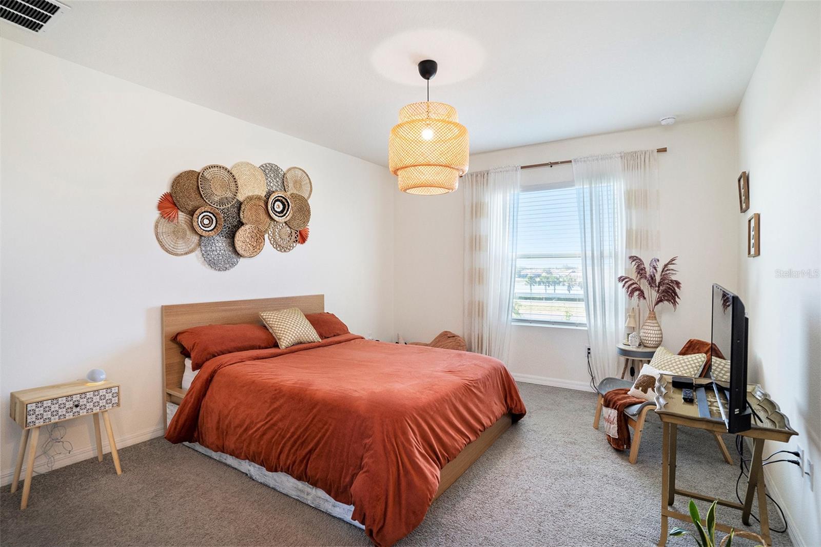 Image 18 of 30 For 194 Mangrove Shade Circle