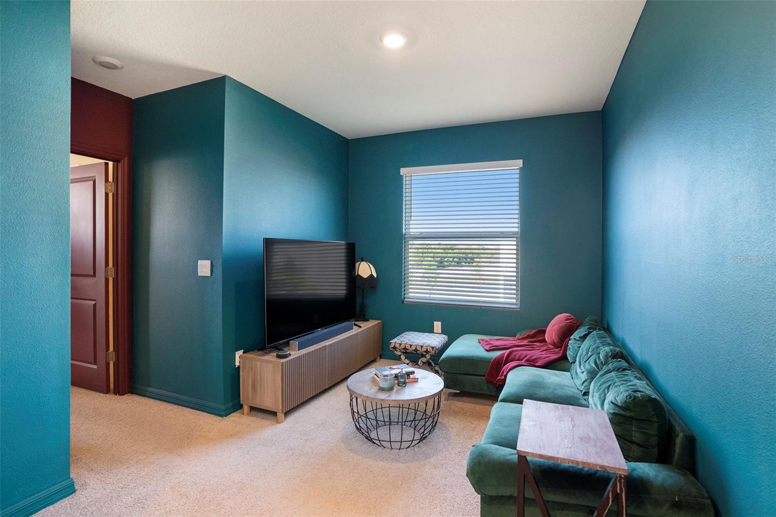 Image 23 of 30 For 194 Mangrove Shade Circle