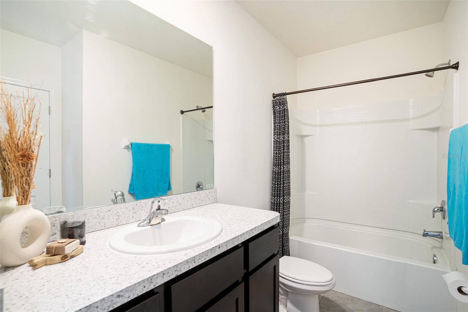 Image 24 of 30 For 194 Mangrove Shade Circle