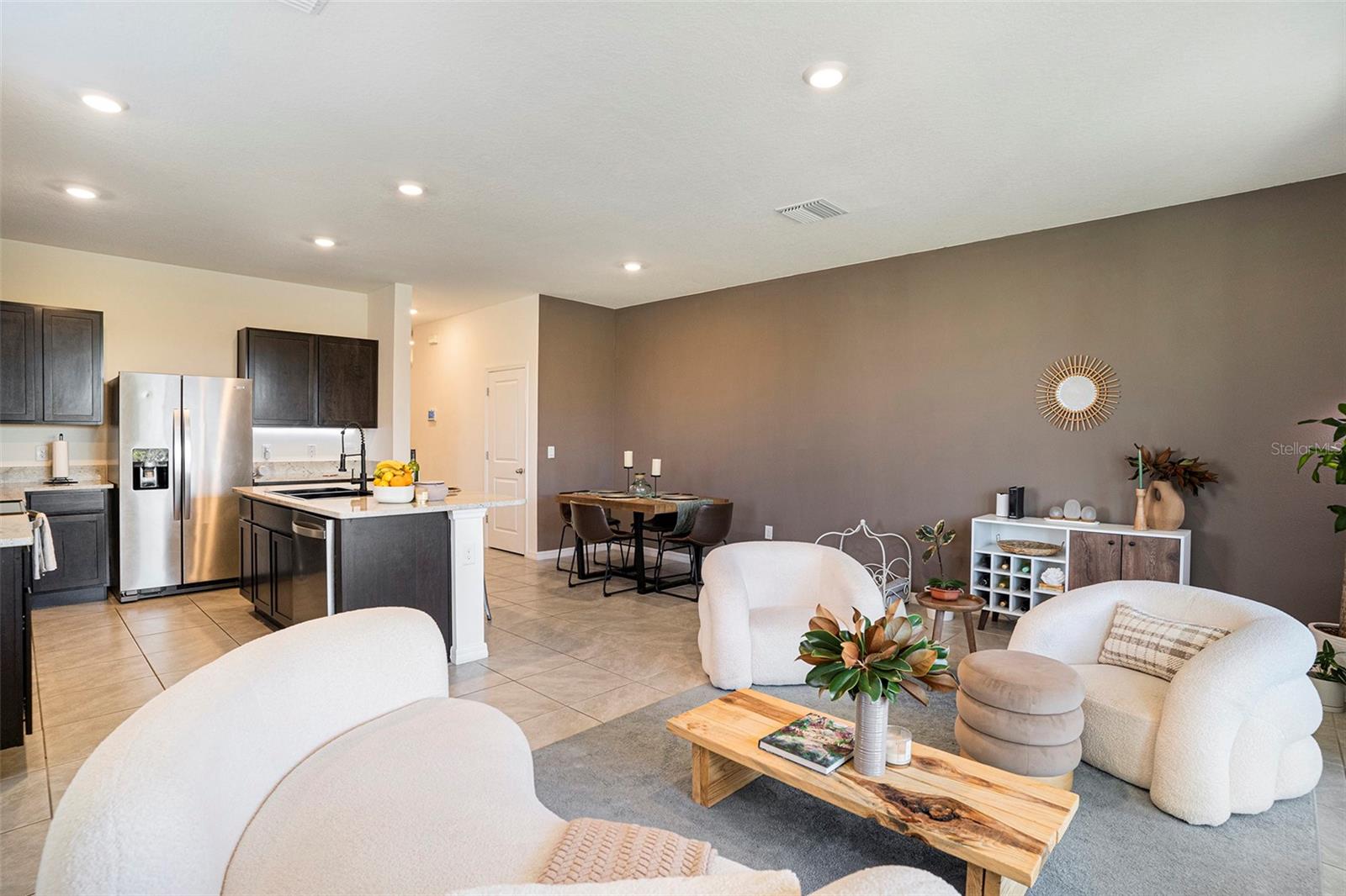 Image 7 of 30 For 194 Mangrove Shade Circle