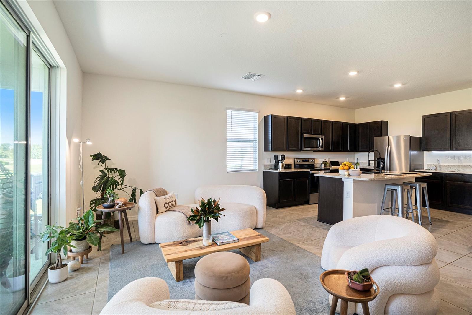 Image 8 of 30 For 194 Mangrove Shade Circle