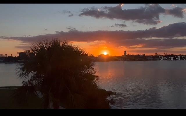 Image 34 of 54 For 7892 Sailboat Key Boulevard S 206