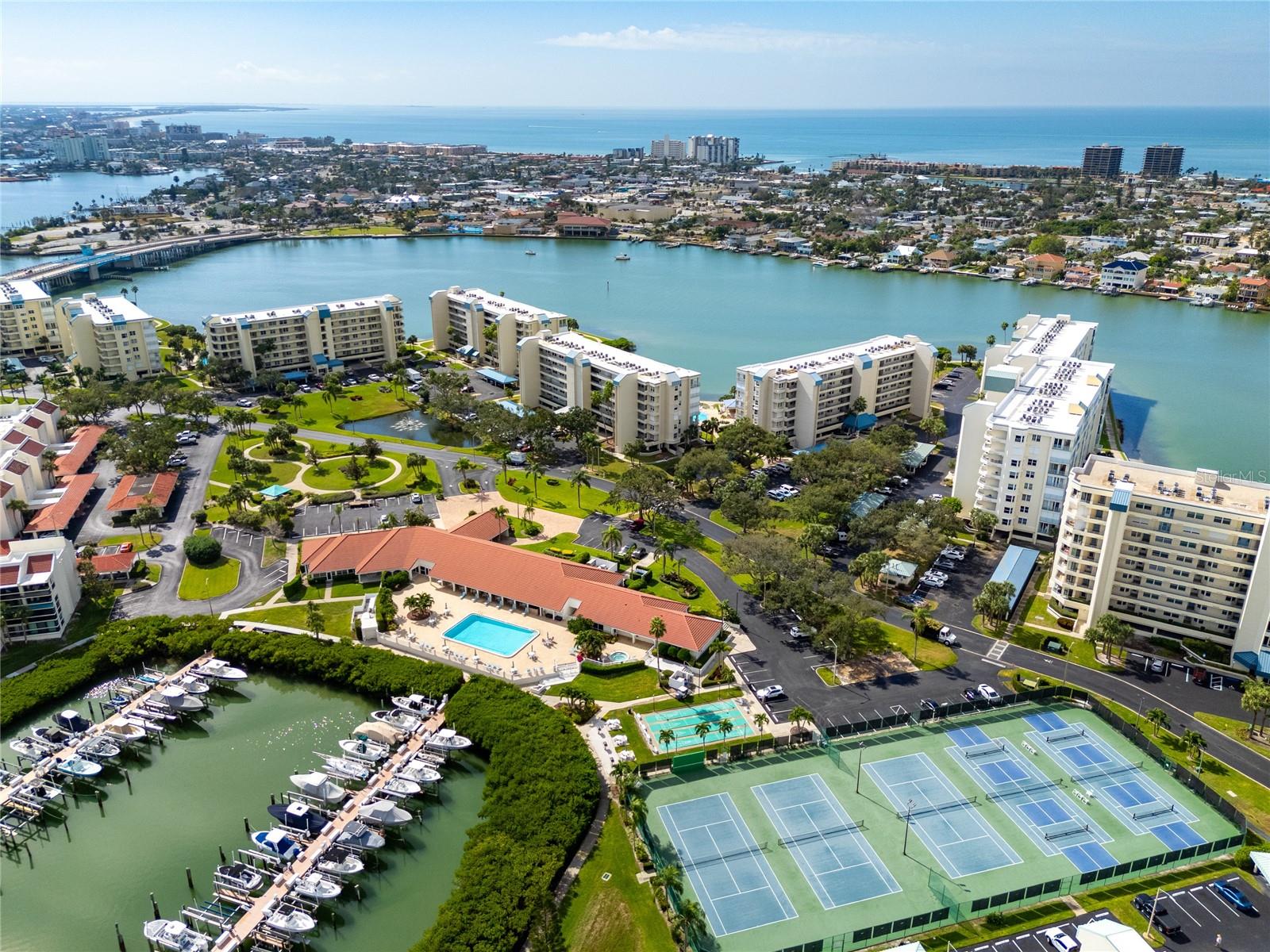 Image 42 of 54 For 7892 Sailboat Key Boulevard S 206