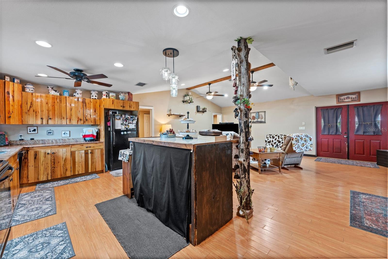 Image 10 of 43 For 36725 Arcadia Avenue