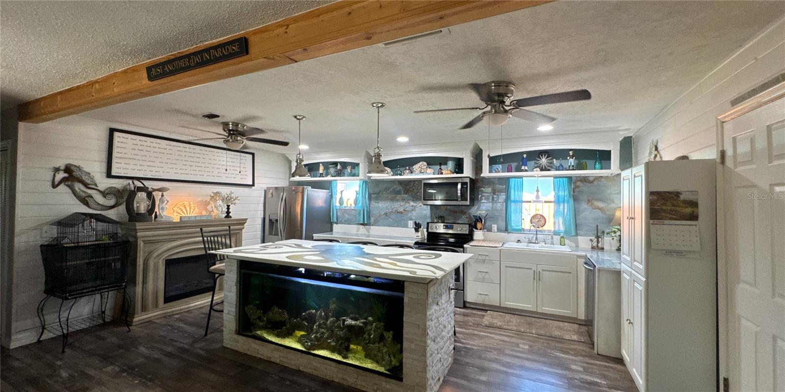 Image 12 of 44 For 7851 84th Lane