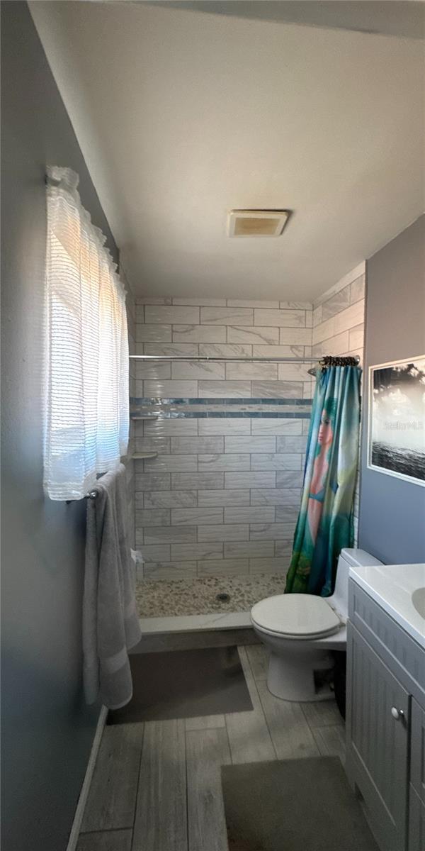 Image 26 of 44 For 7851 84th Lane