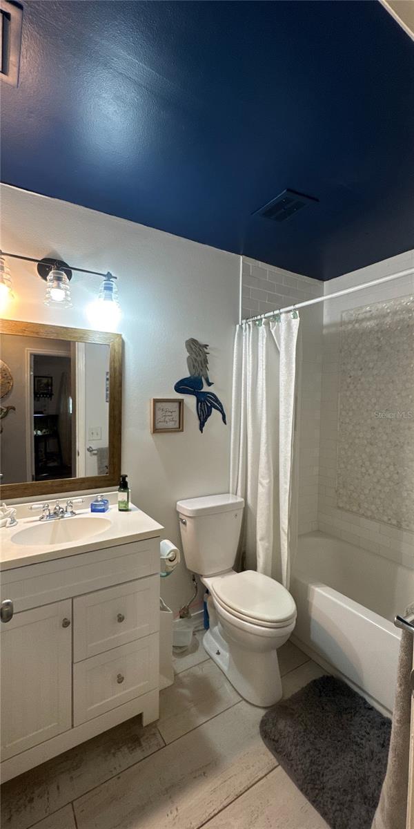 Image 29 of 44 For 7851 84th Lane