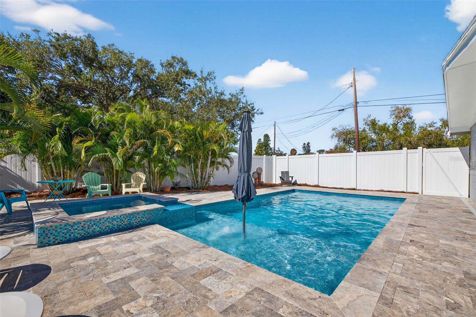 Image 21 of 37 For 4896 Venetian Place Ne