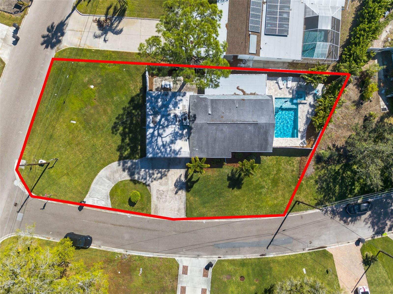 Image 26 of 37 For 4896 Venetian Place Ne