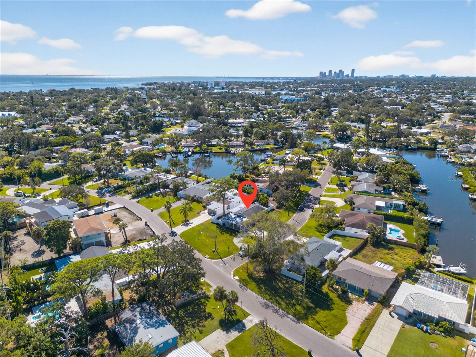 Image 30 of 37 For 4896 Venetian Place Ne