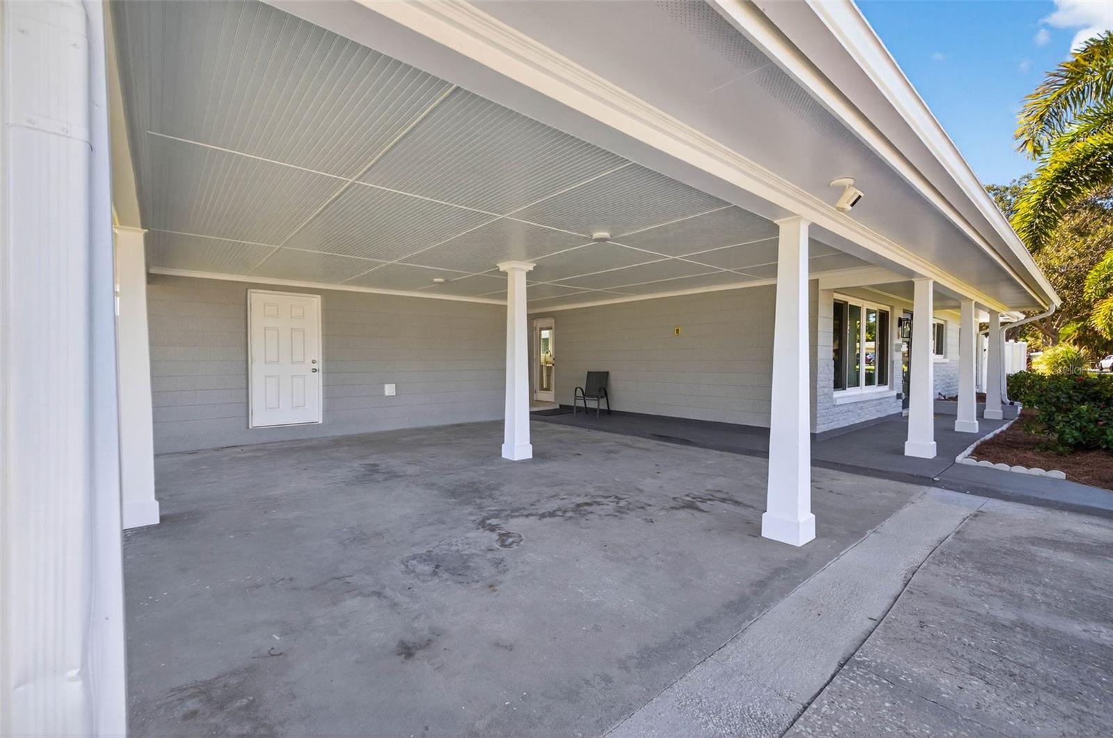 Image 37 of 37 For 4896 Venetian Place Ne