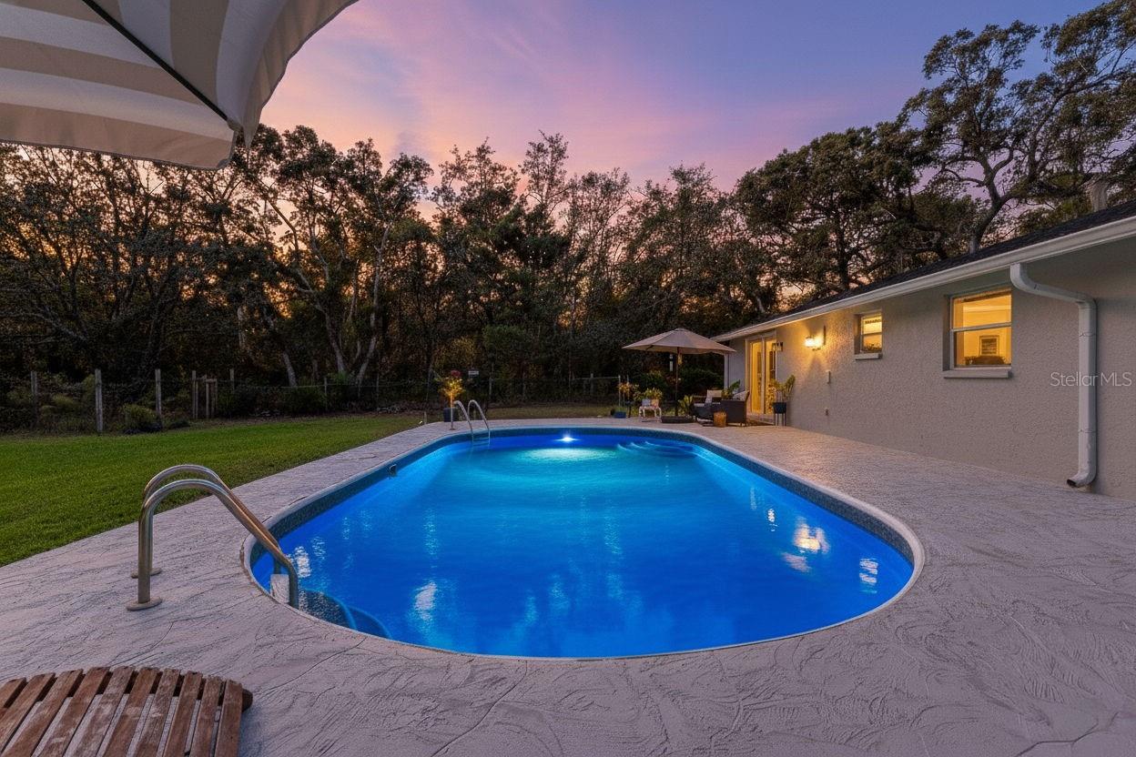 Image 57 of 77 For 17504 Thomas Boulevard