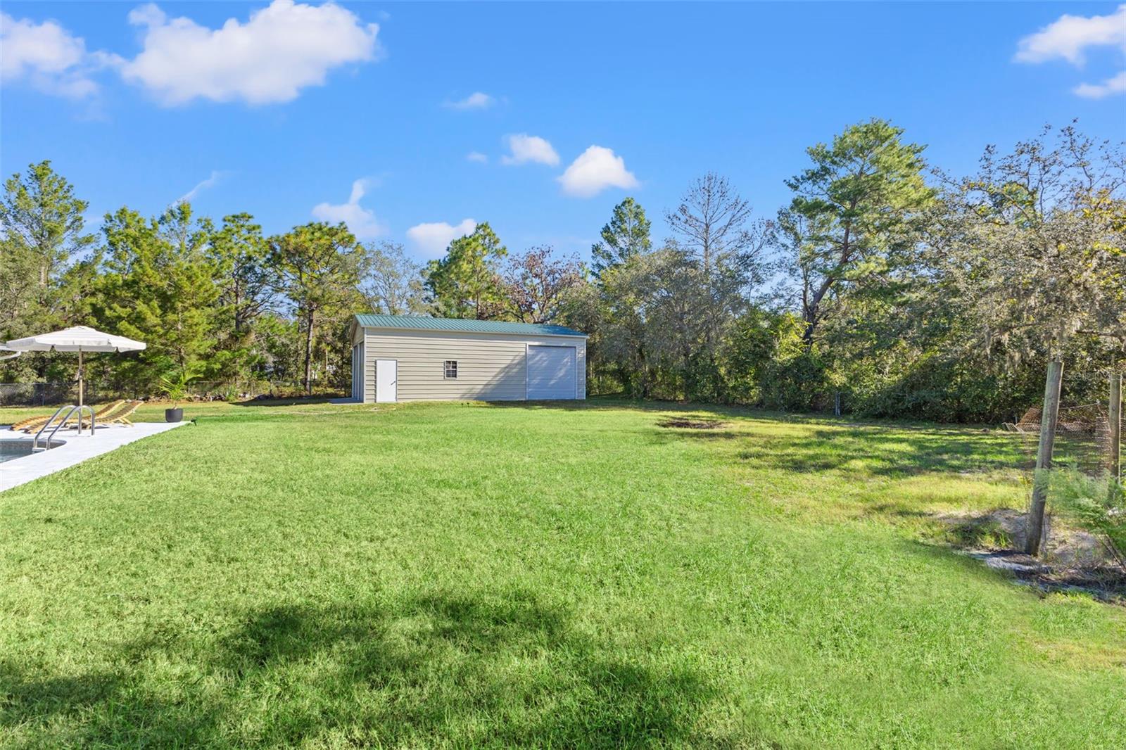 Image 62 of 77 For 17504 Thomas Boulevard