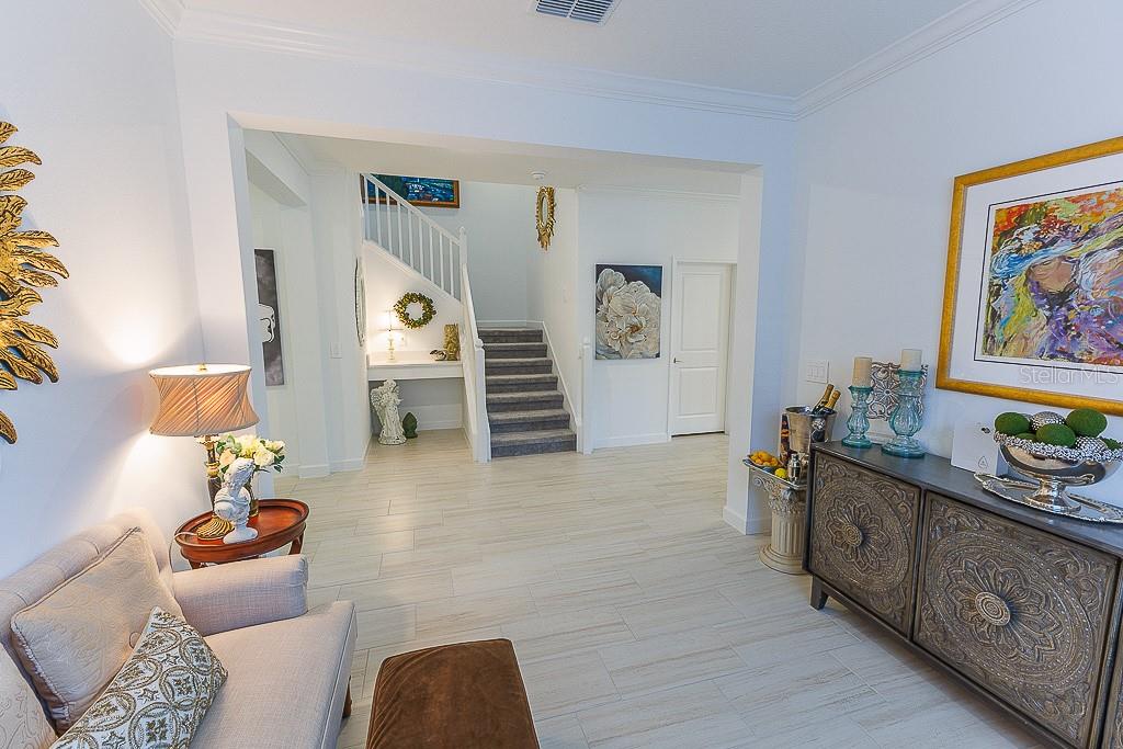 Image 10 of 77 For 10367 Banyan Breeze Boulevard