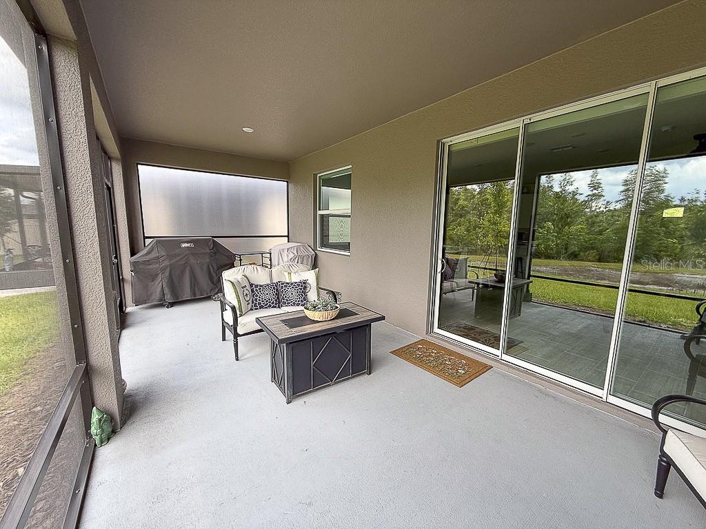 Image 40 of 77 For 10367 Banyan Breeze Boulevard