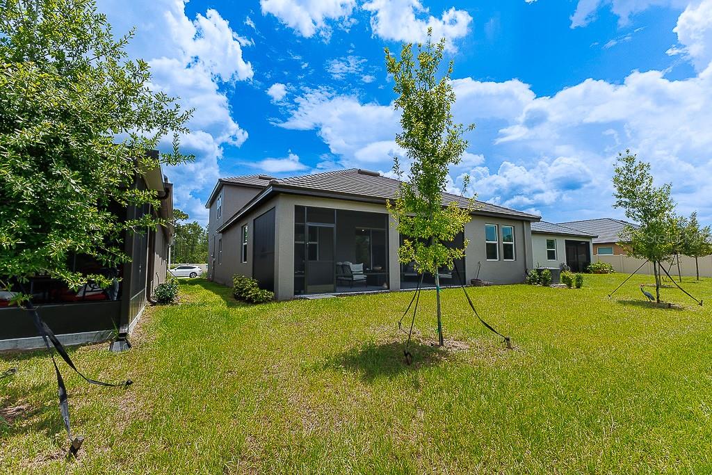 Image 46 of 77 For 10367 Banyan Breeze Boulevard