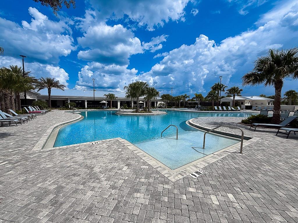 Image 60 of 77 For 10367 Banyan Breeze Boulevard