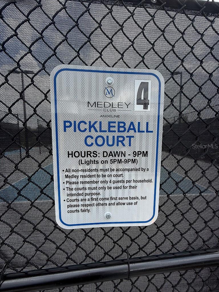 Image 63 of 77 For 10367 Banyan Breeze Boulevard