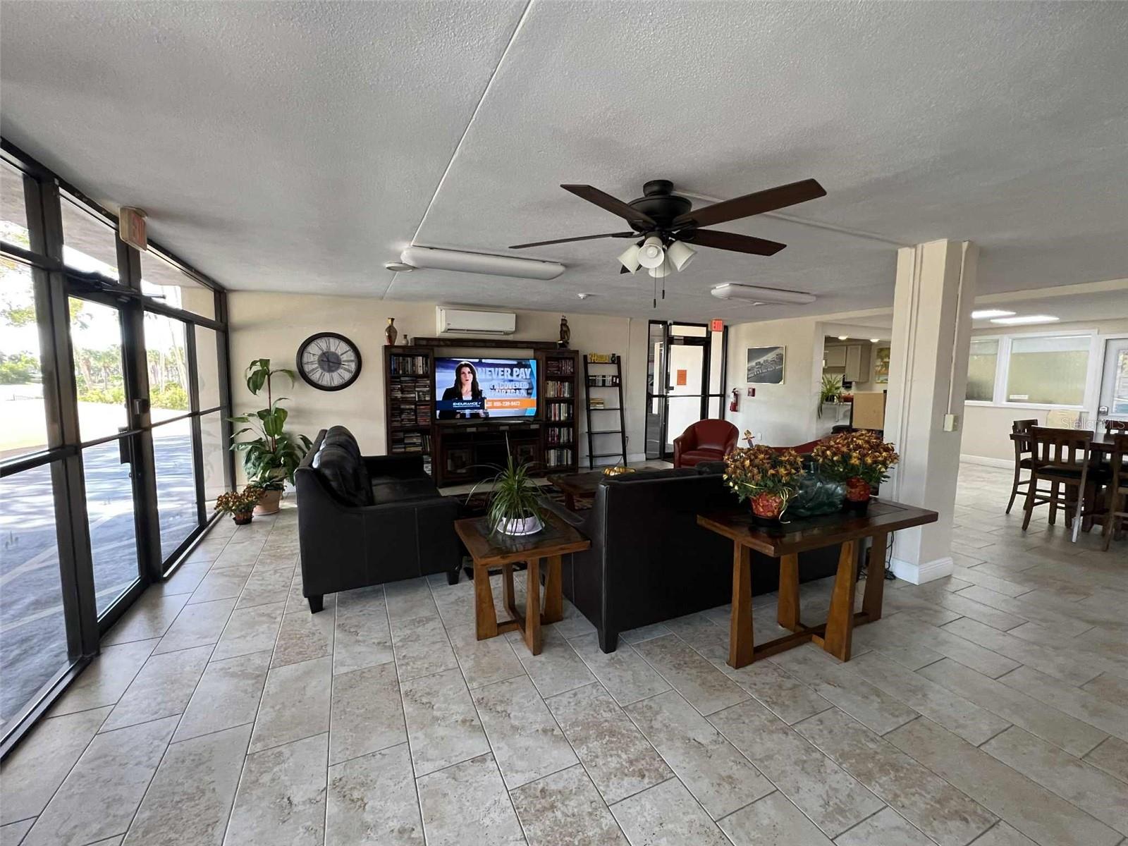 Image 39 of 45 For 1270 Gulf Boulevard 705