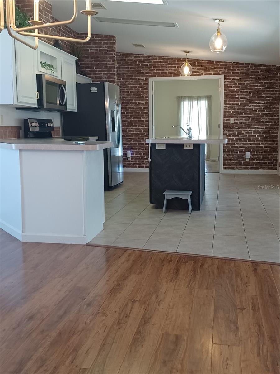 Image 13 of 28 For 5745 Pawnee Street